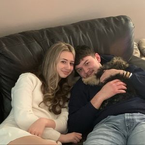 Meet your Posher, Chloe